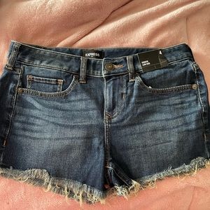 New with tags express Jean shorts. Size 4